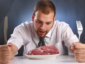 Thịt trong chế độ ăn uống của một người đàn ông để tăng hiệu lực